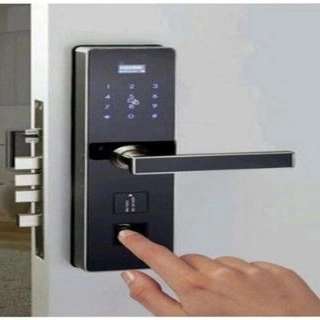 قفل اثر انگشتی دیجیتال شیرزاد