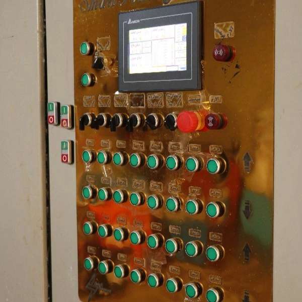 اجرا برق کارخانجات و گلخانه ها اجرا برق کارخانجات و گلخانه ها