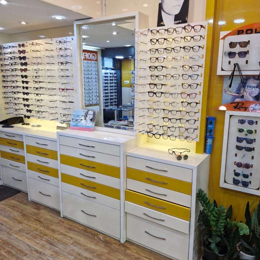 عینک سفیر شعبه خیابان پل بوسار