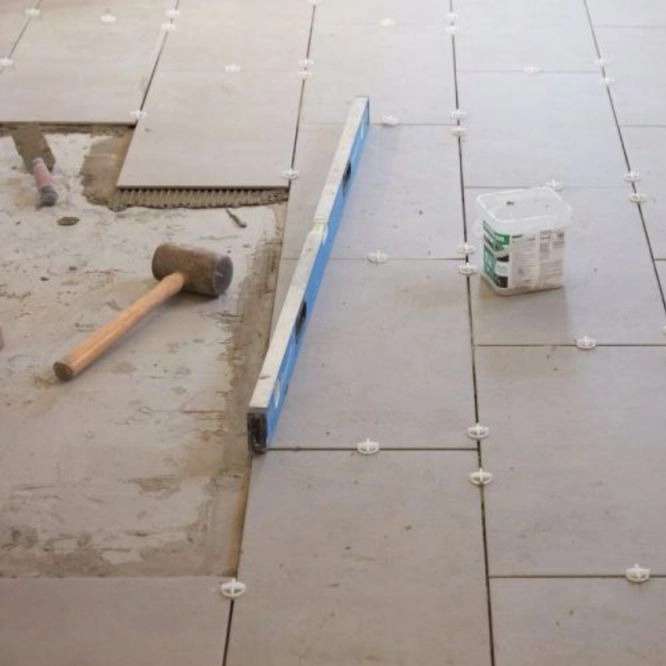 کاشی کاری مظفری