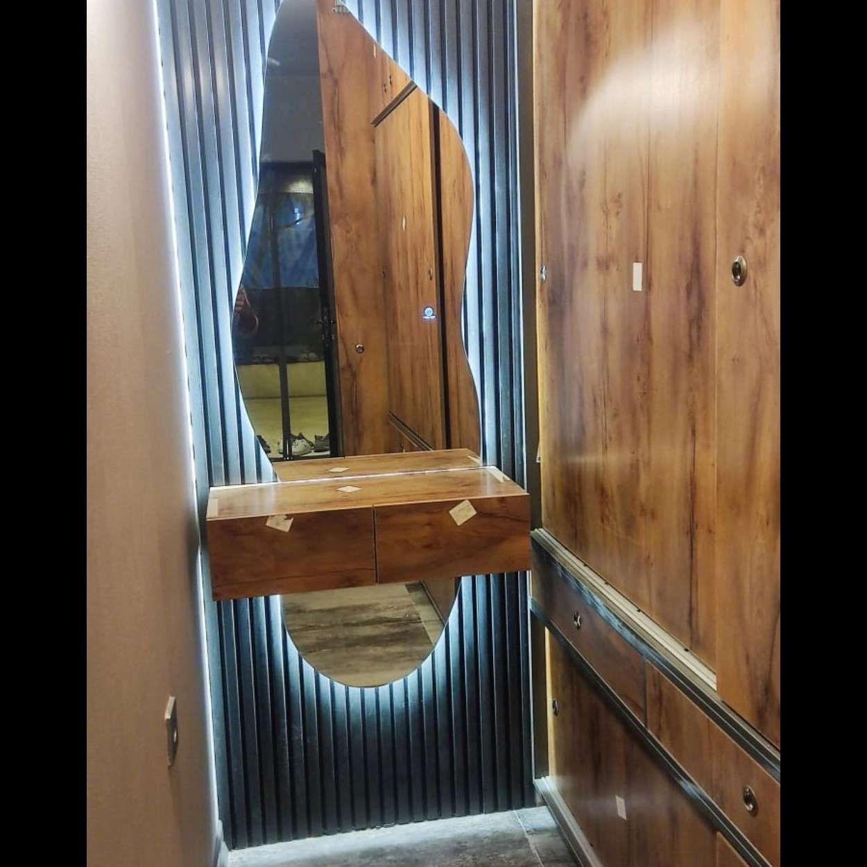 آینه بک لایت