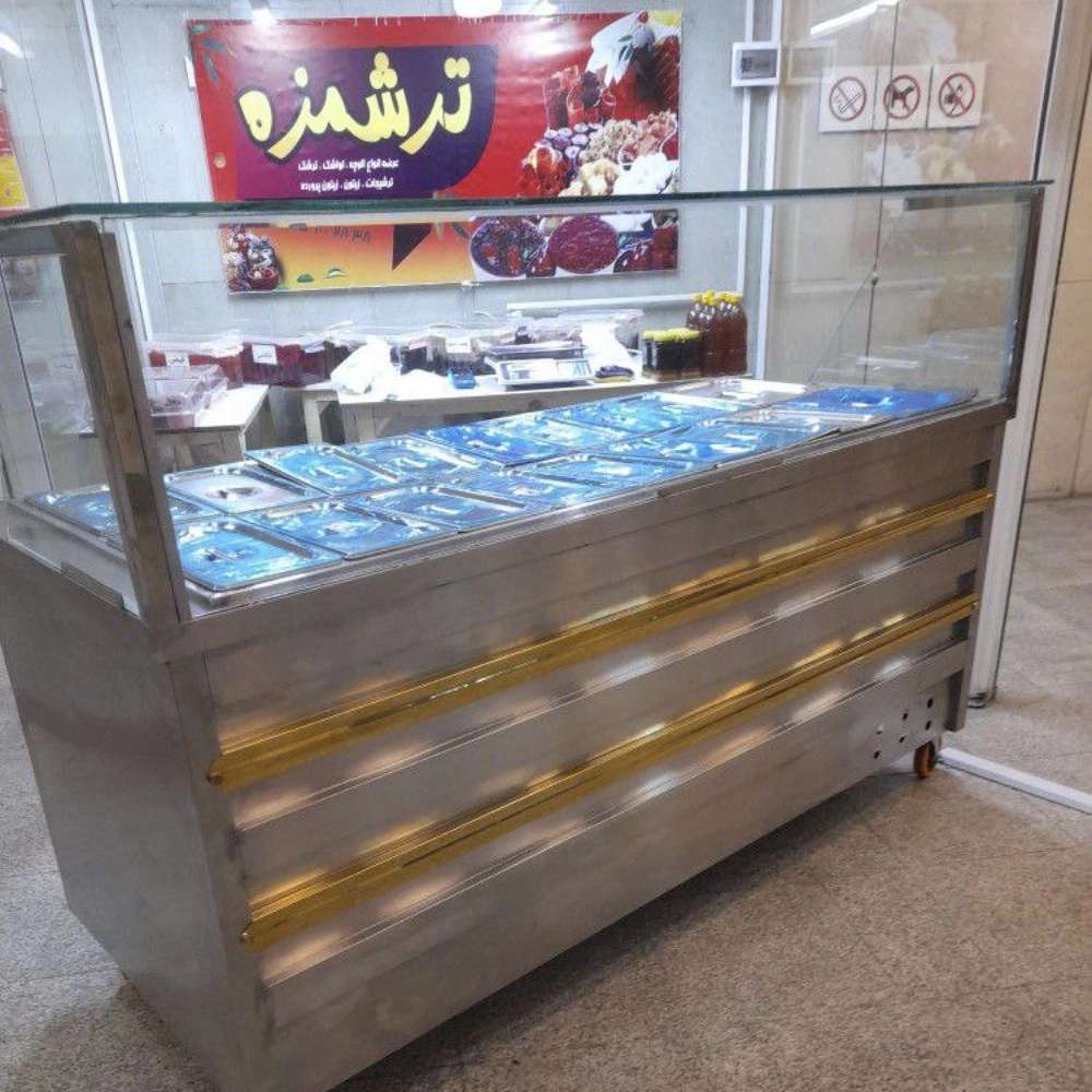 کولاک سرما، تولید یخچال صنعتی فروشگاهی سردخانه هاپیر مارکت در کرج