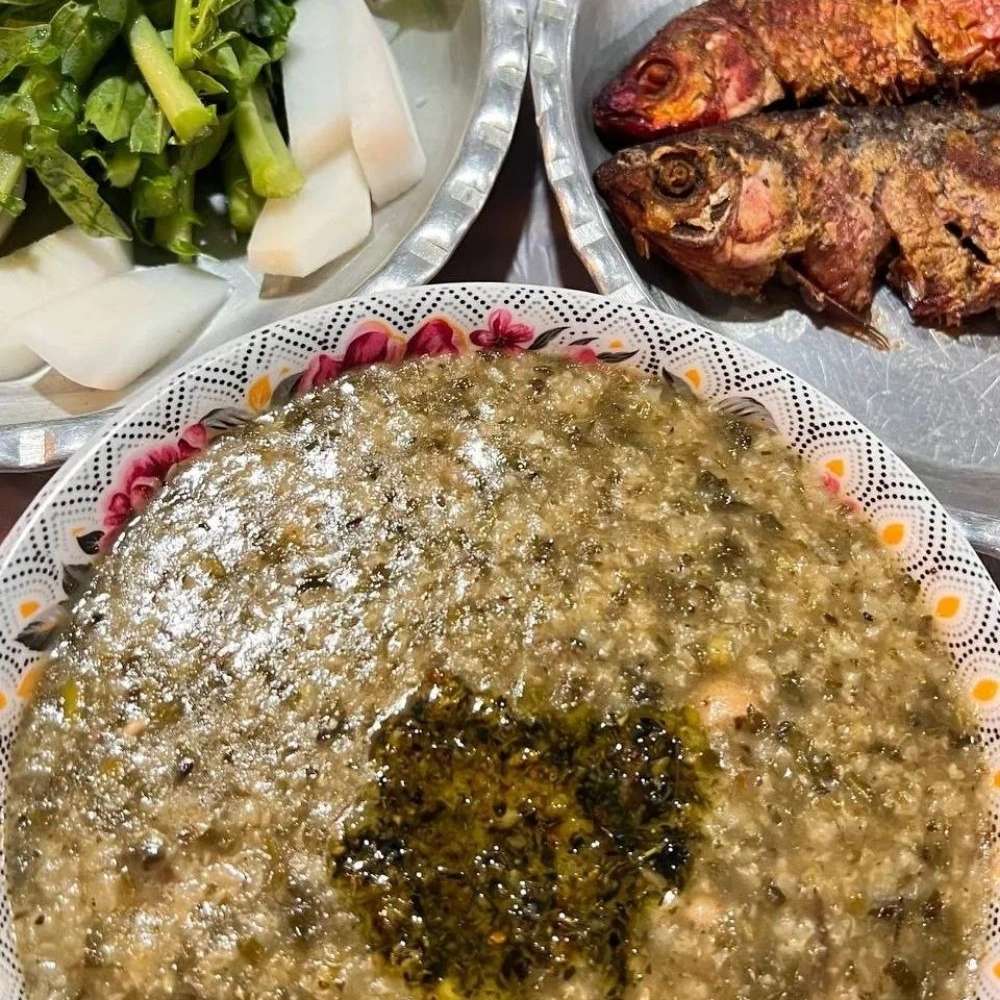 رستوران و چایخانه سنتی همیشه بهار