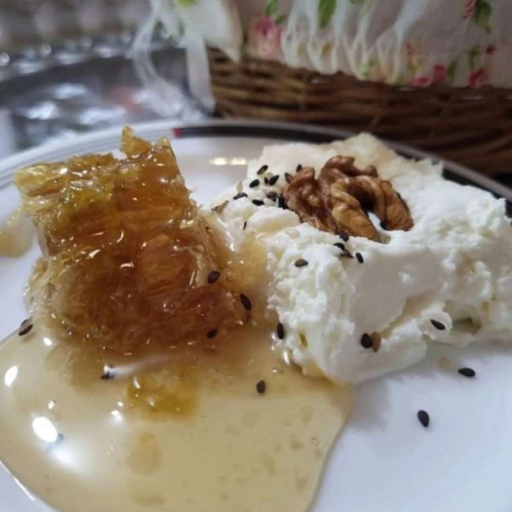 صبحانه سرای خان ننه