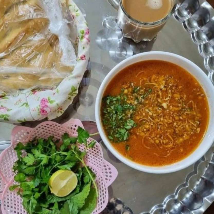 صبحانه سرای خان ننه