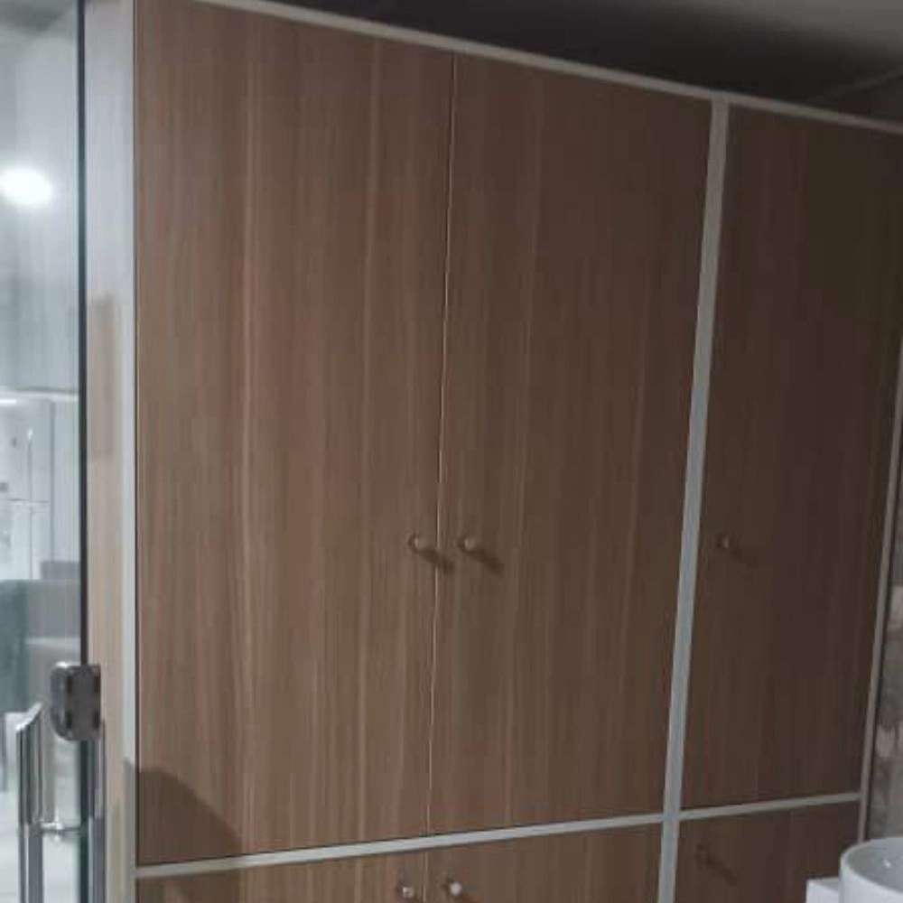 طراحی و اجرای کمد دیواری یگانه