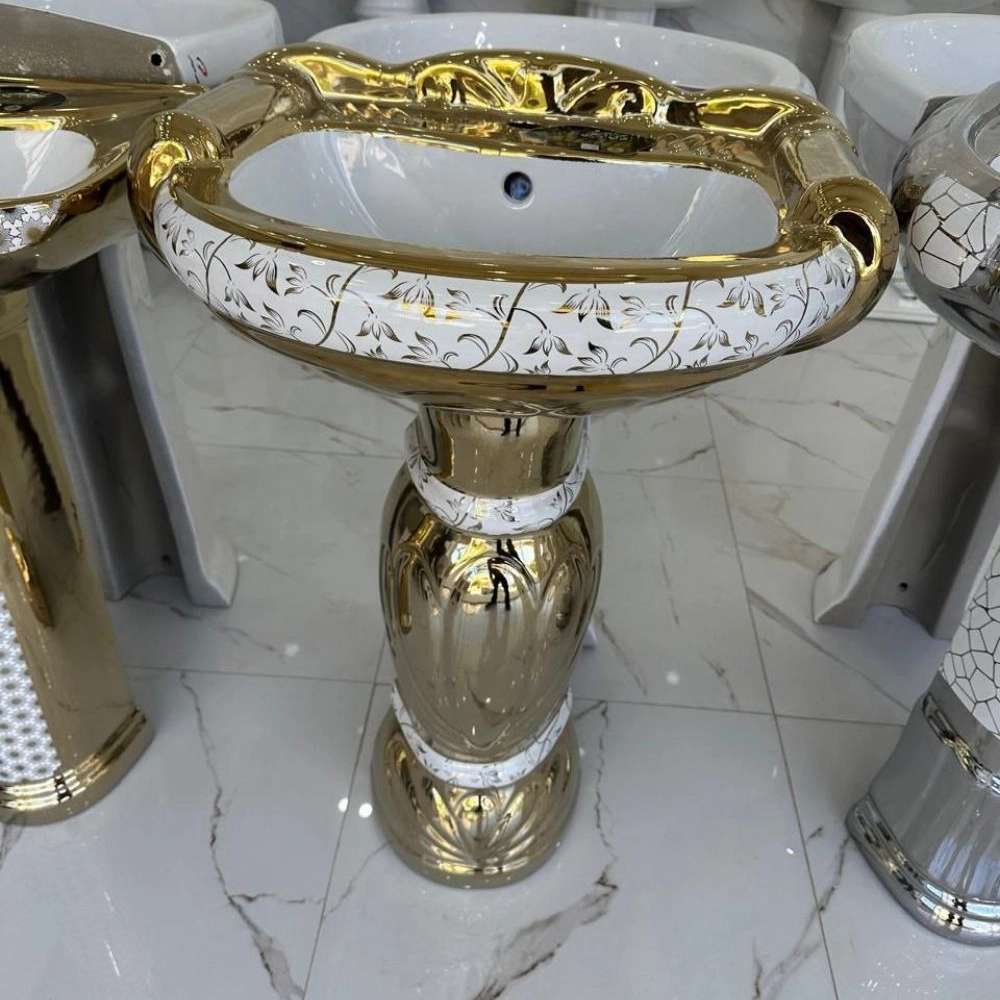 بازرگانی رجبی، چینی دلفین سرام در لاجین همدان