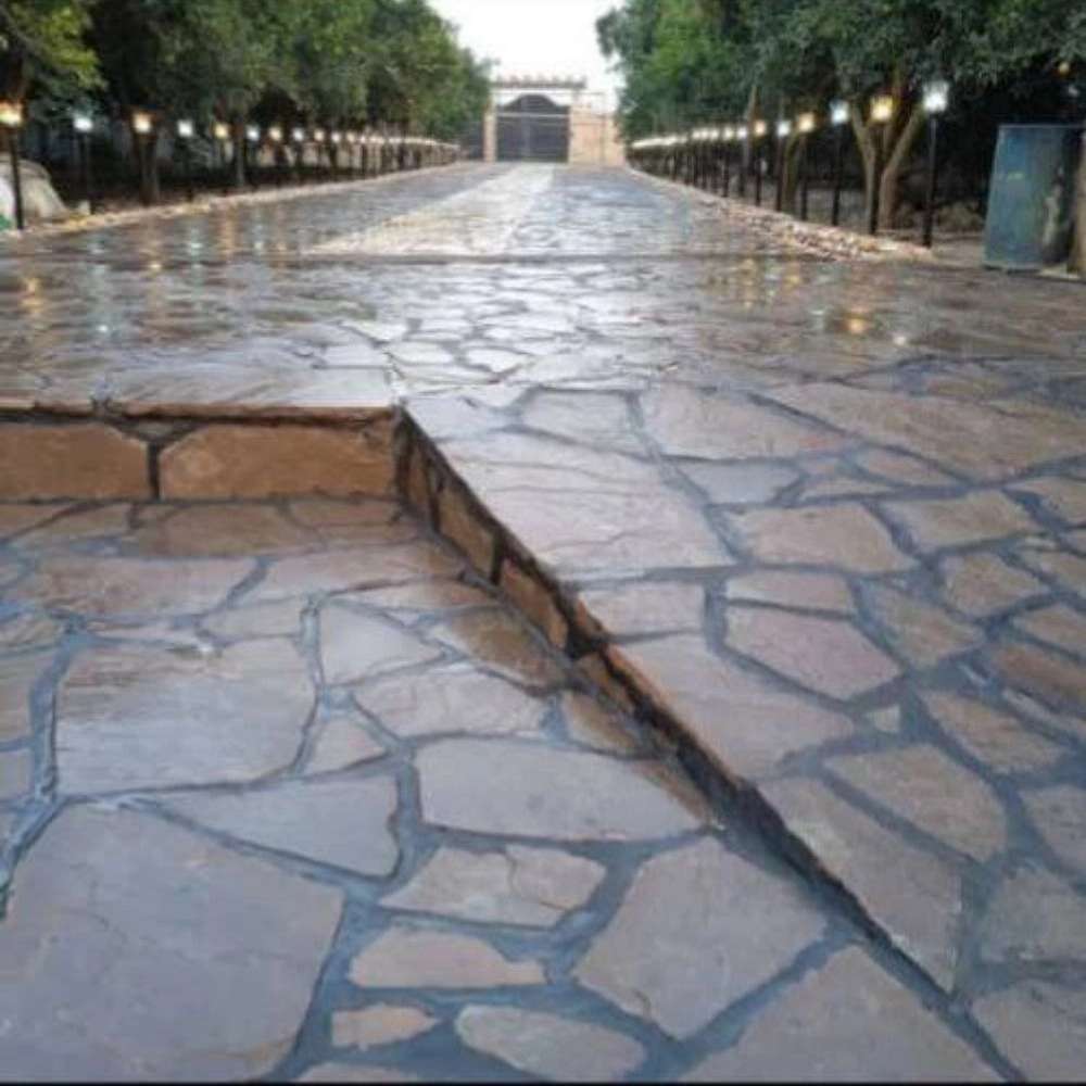اجرای سنگ ورقه ای