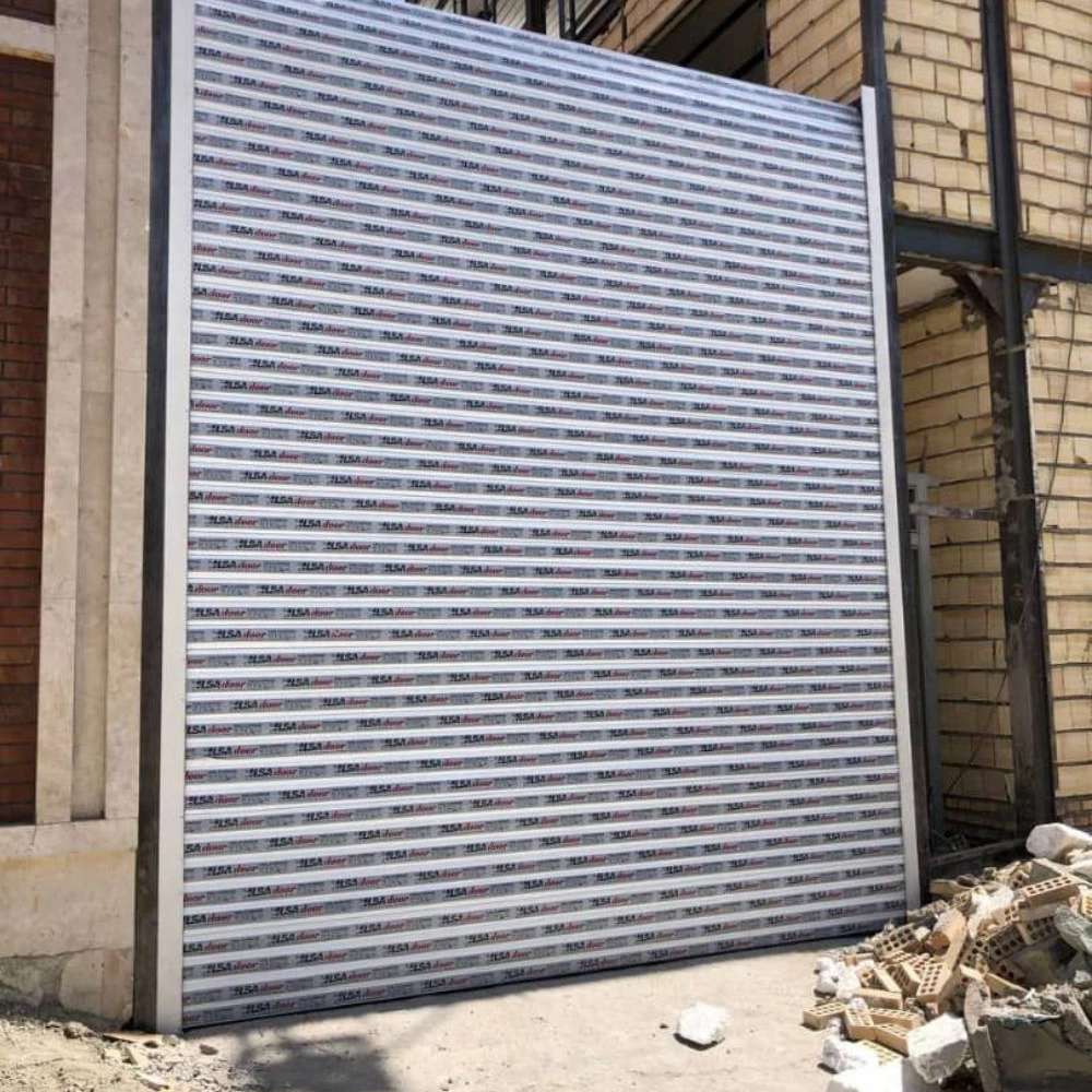 جک پارکینگی و درب شیشه ای اتوماتیک در اندیشه