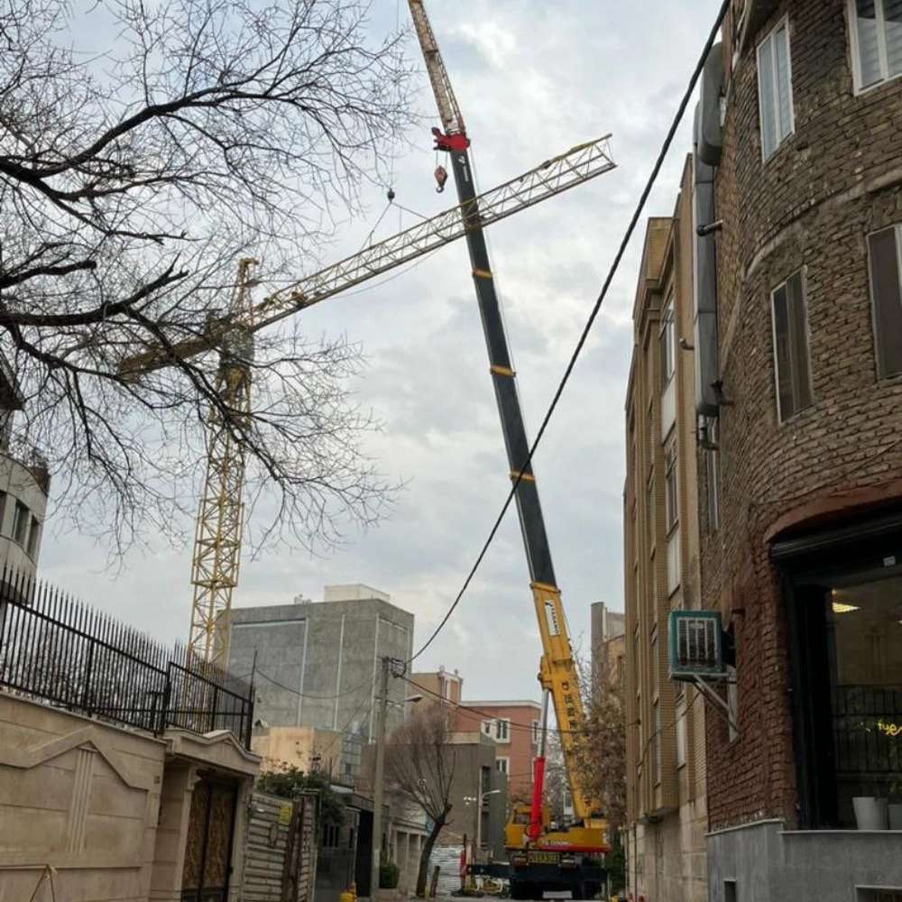 جرثقیل های سبک سنگین کمرشکن و تریلر در قزوین