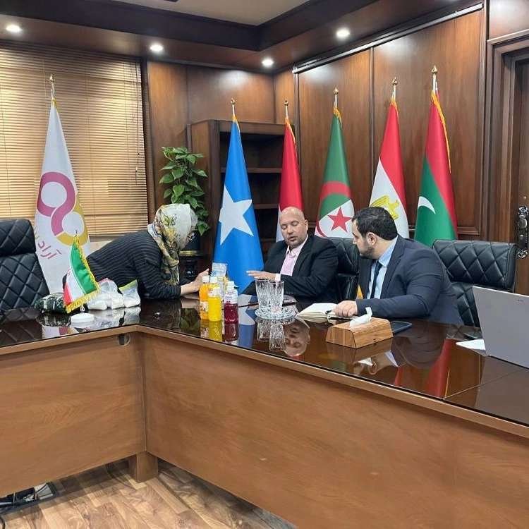 تصاویر جلسه مدیر عامل شرکت آیلید ترید  با نماینده نروژ