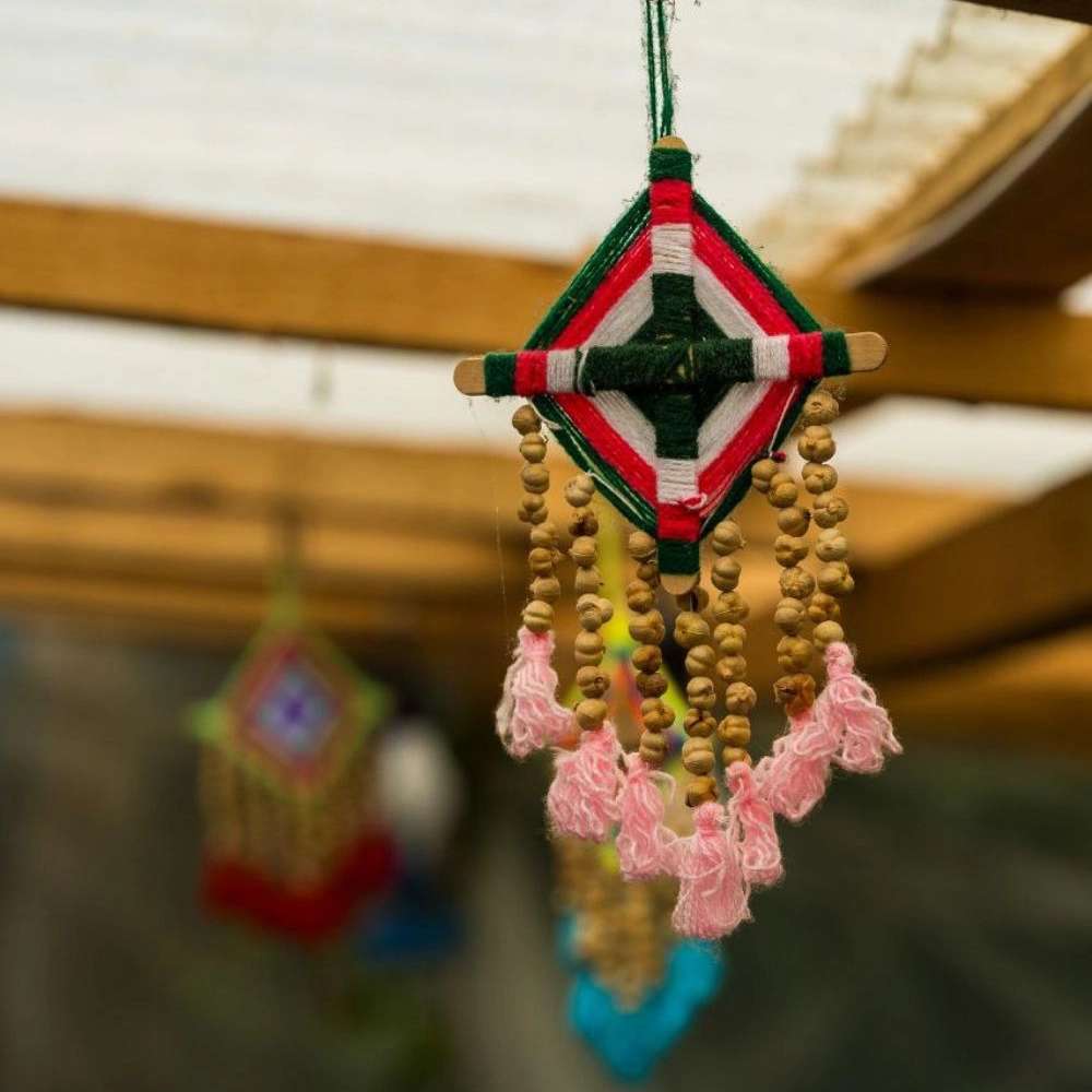 باغ رستوران و آشپزخانه همیشه بهار