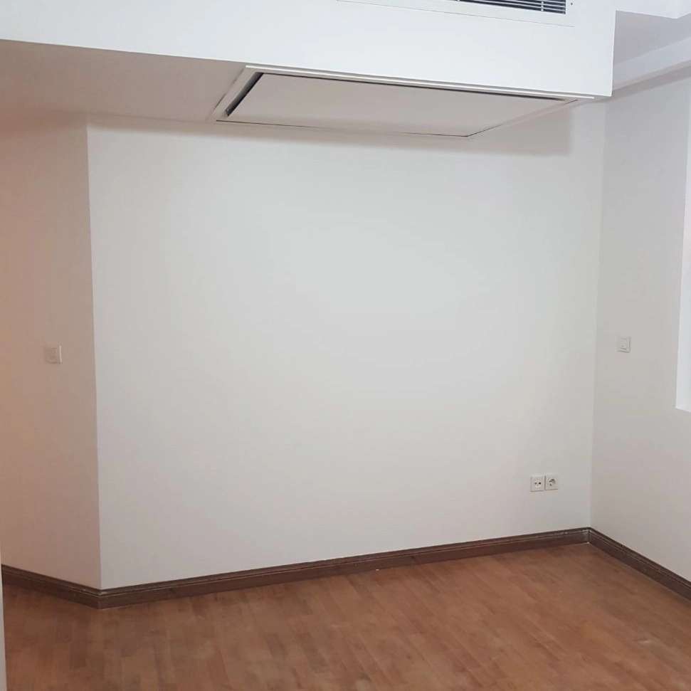 اجرای رنگ روغنی دیوار