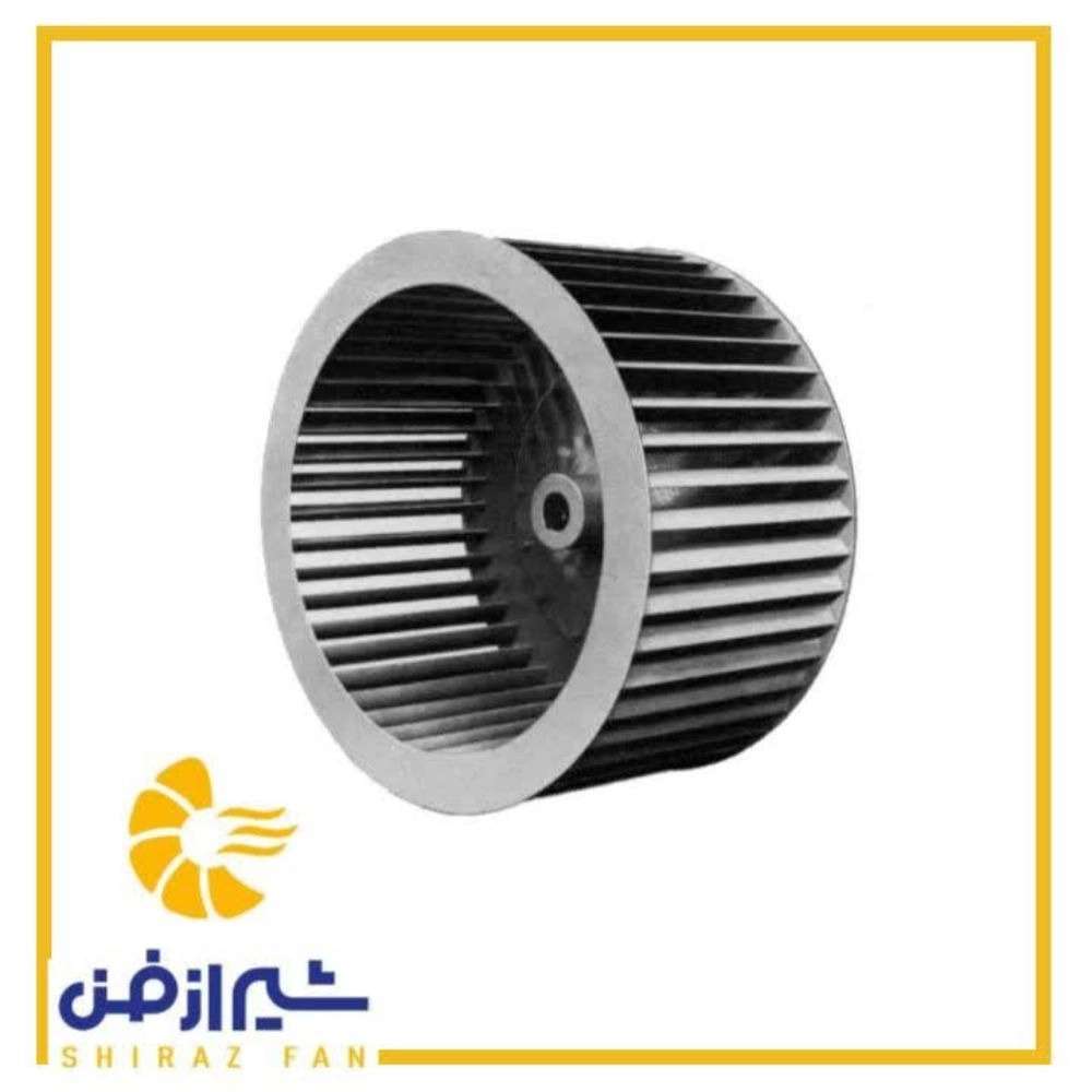 پروانه فوروارد