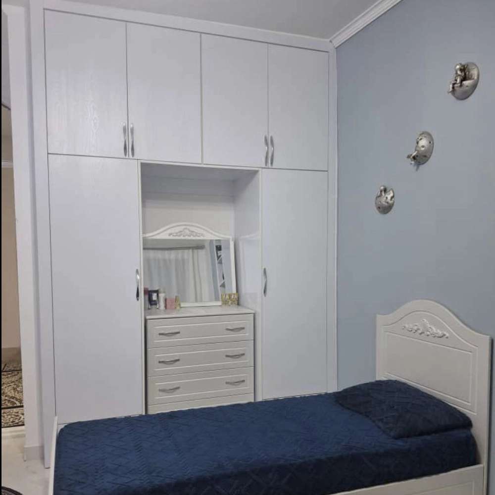 کابینت هایکلاس با ترکیب طرح چوب ام دی اف