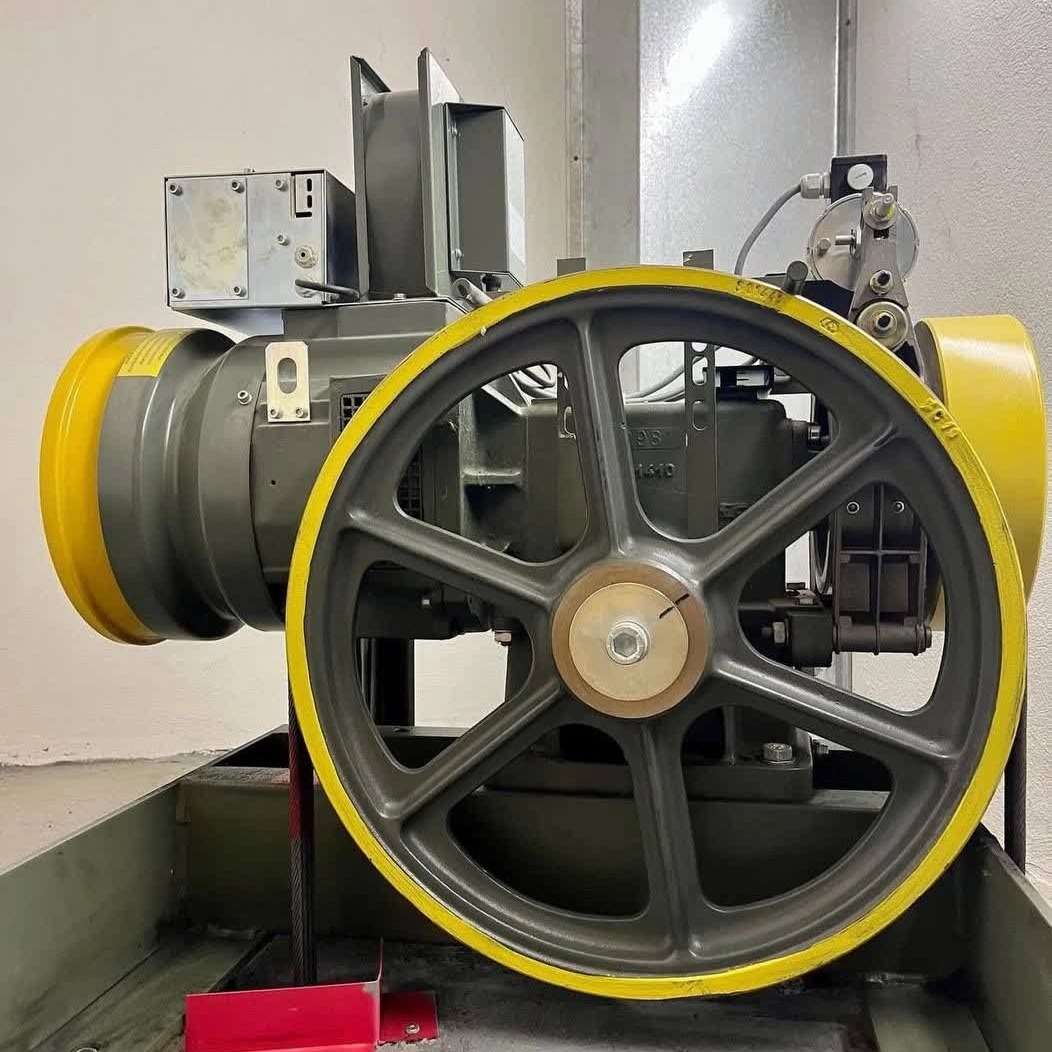 آسانسور برج مسکونی اصفهان