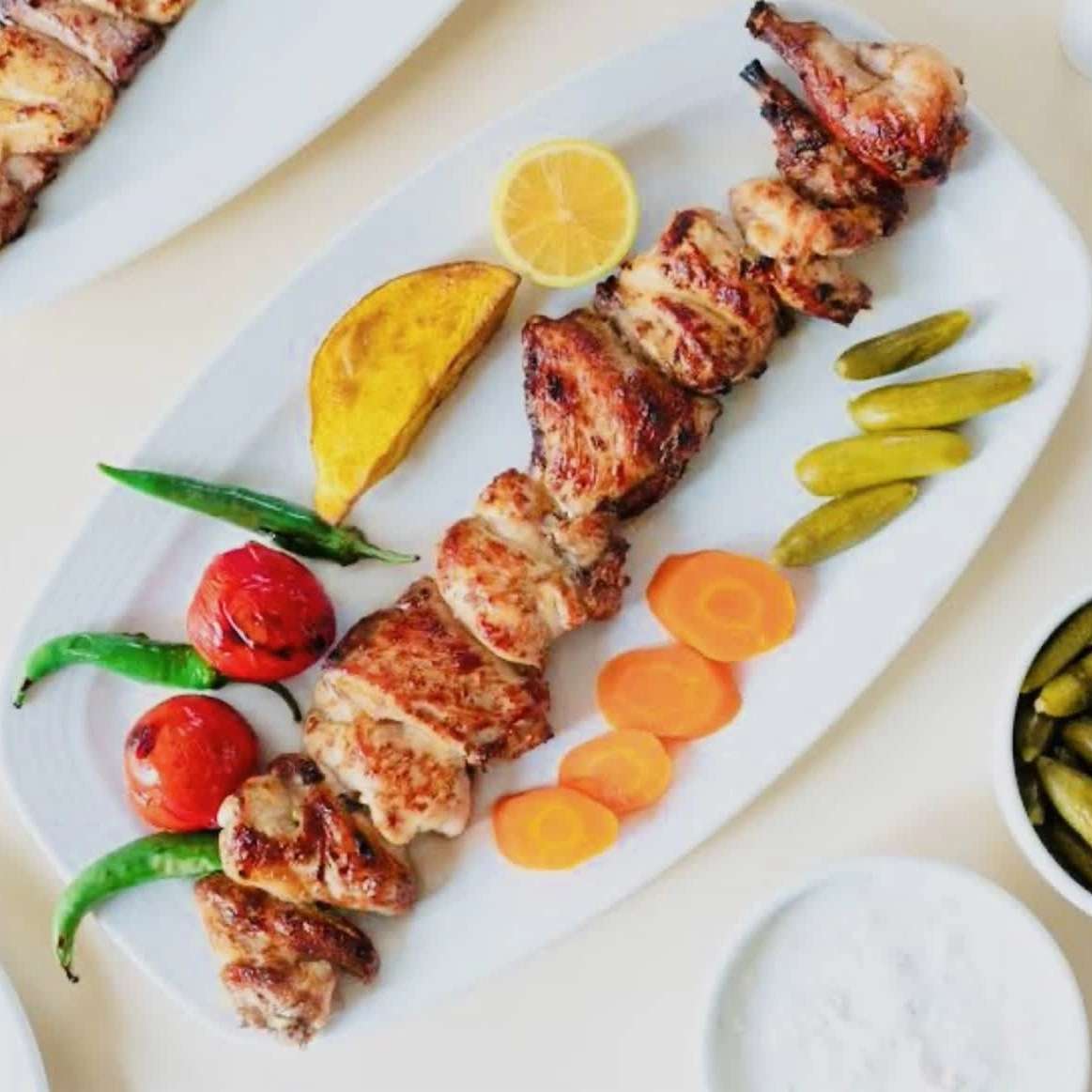 رستوران غذا محلی حسن رشتی