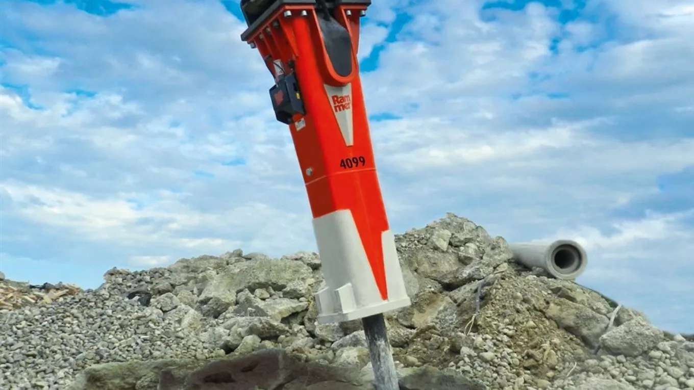 Hidrolik kırıcı örs