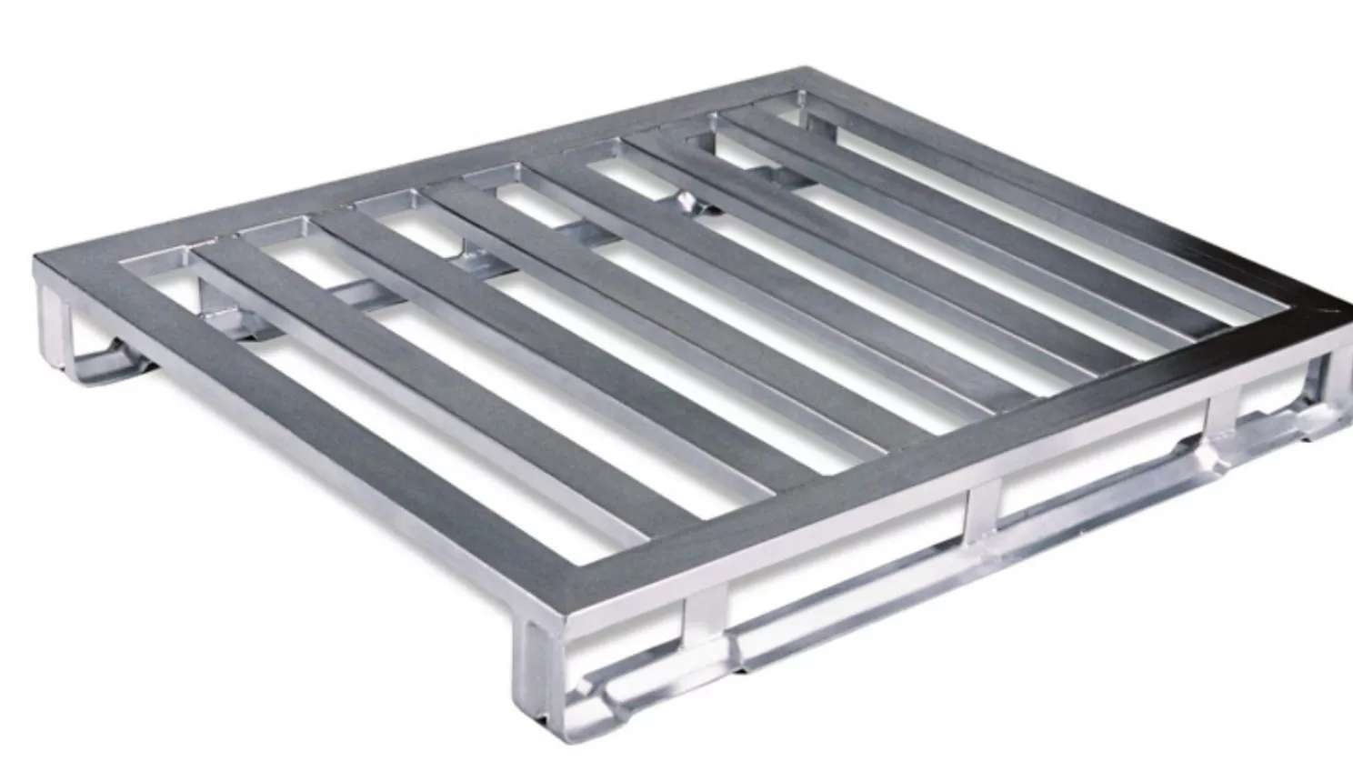 Named metal pallets and baskets