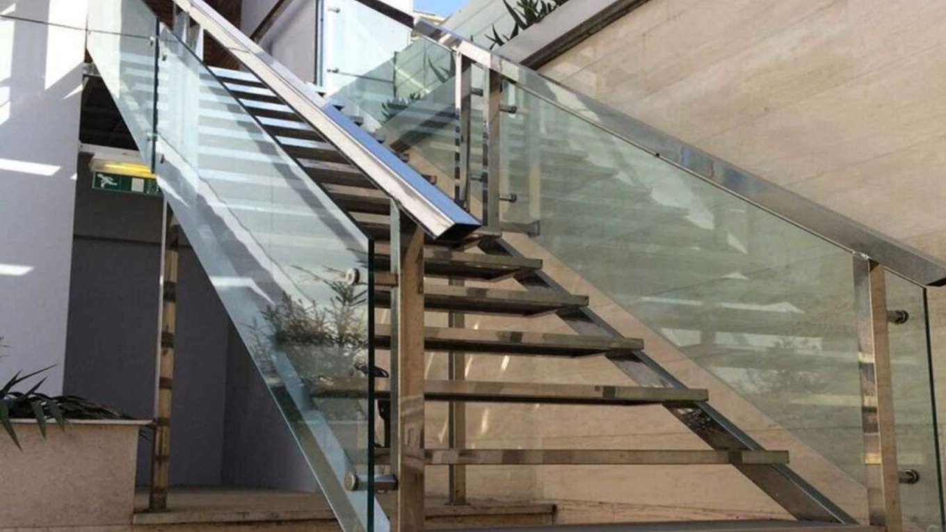 Installation of glass facade