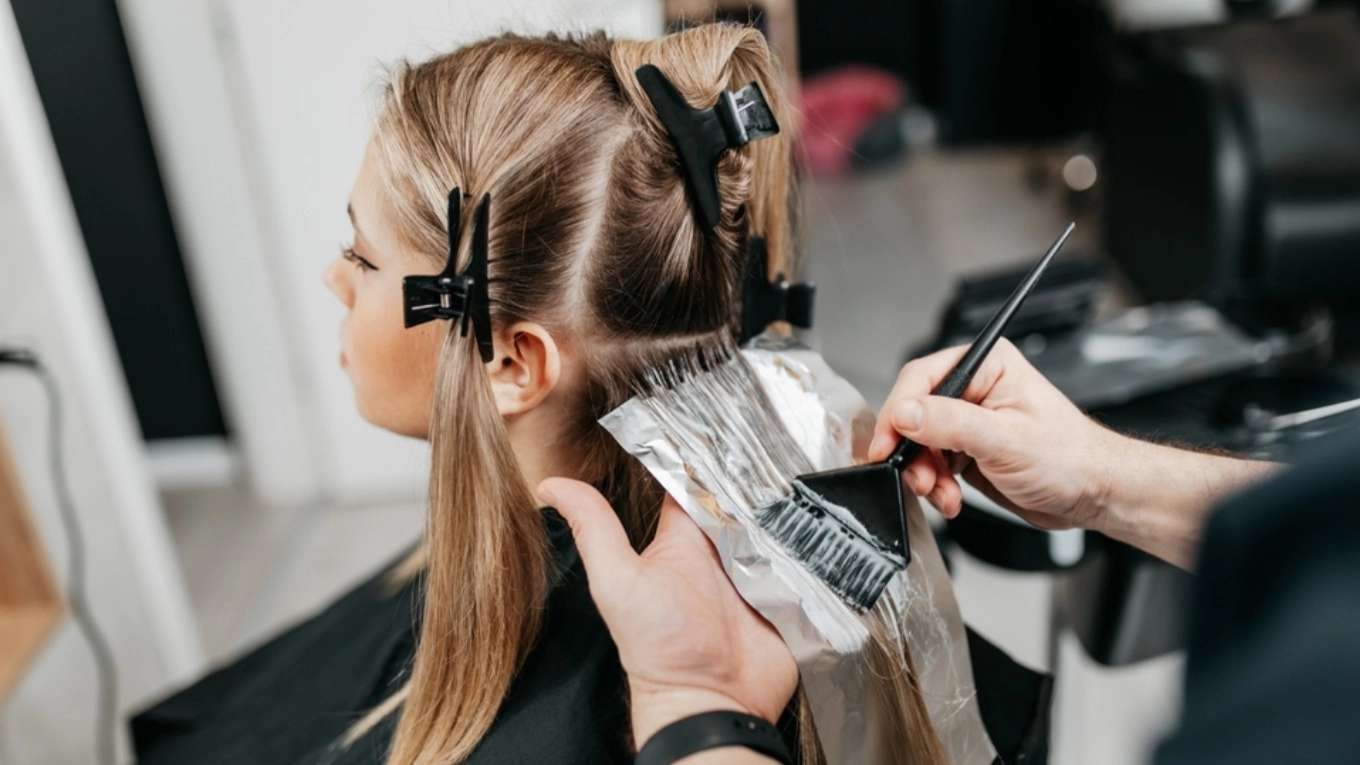 Shamin beauty salon, humanitarian