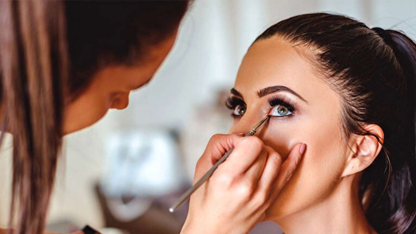 Shamin beauty salon, humanitarian
