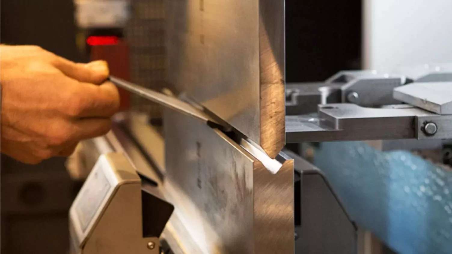 Precision cutting benders