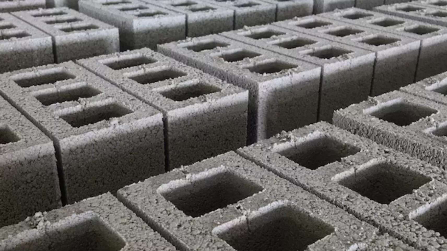 Sale of Lika blocks of Emad Blok company