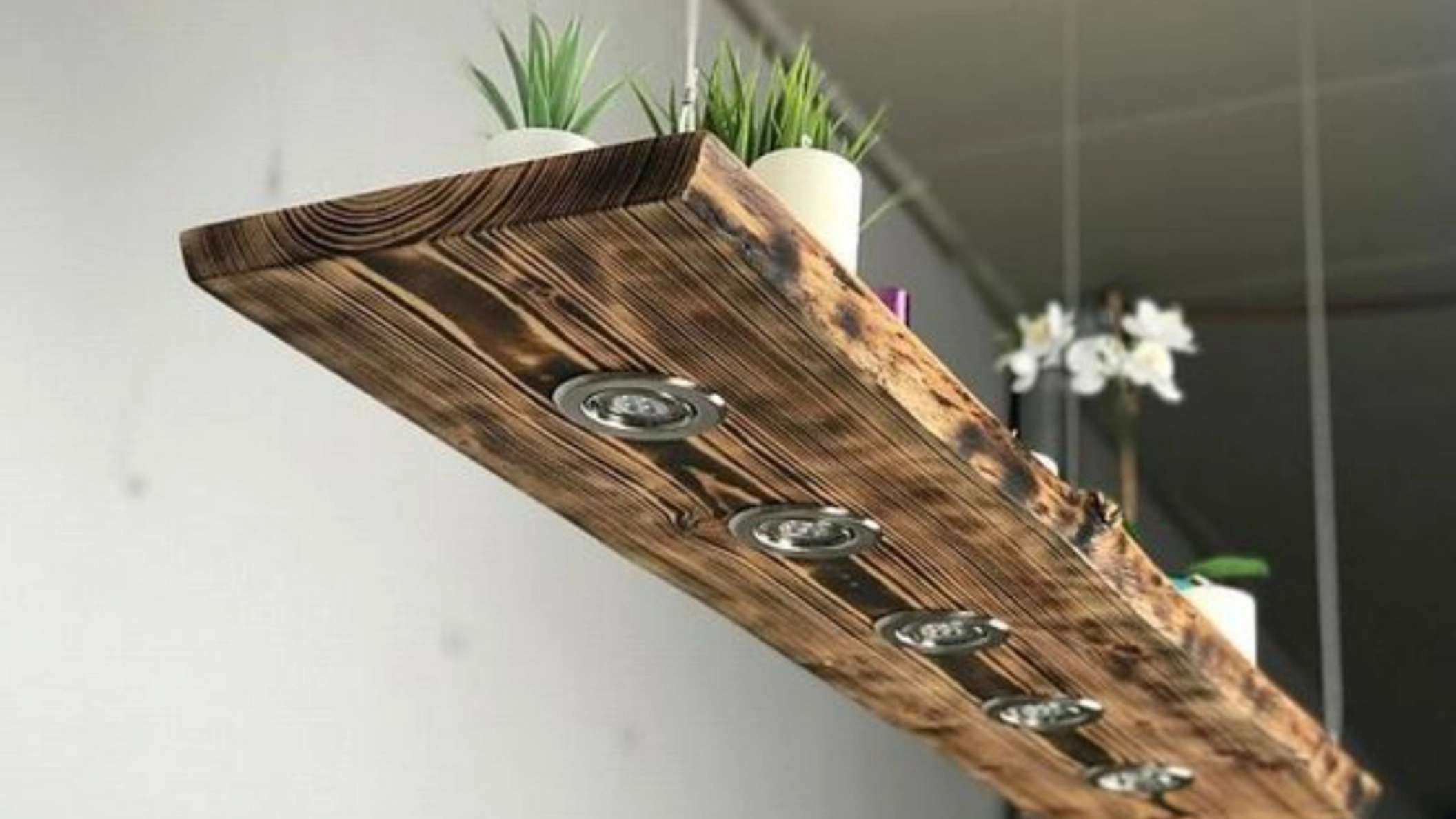 Wall cupboards and wooden decorations