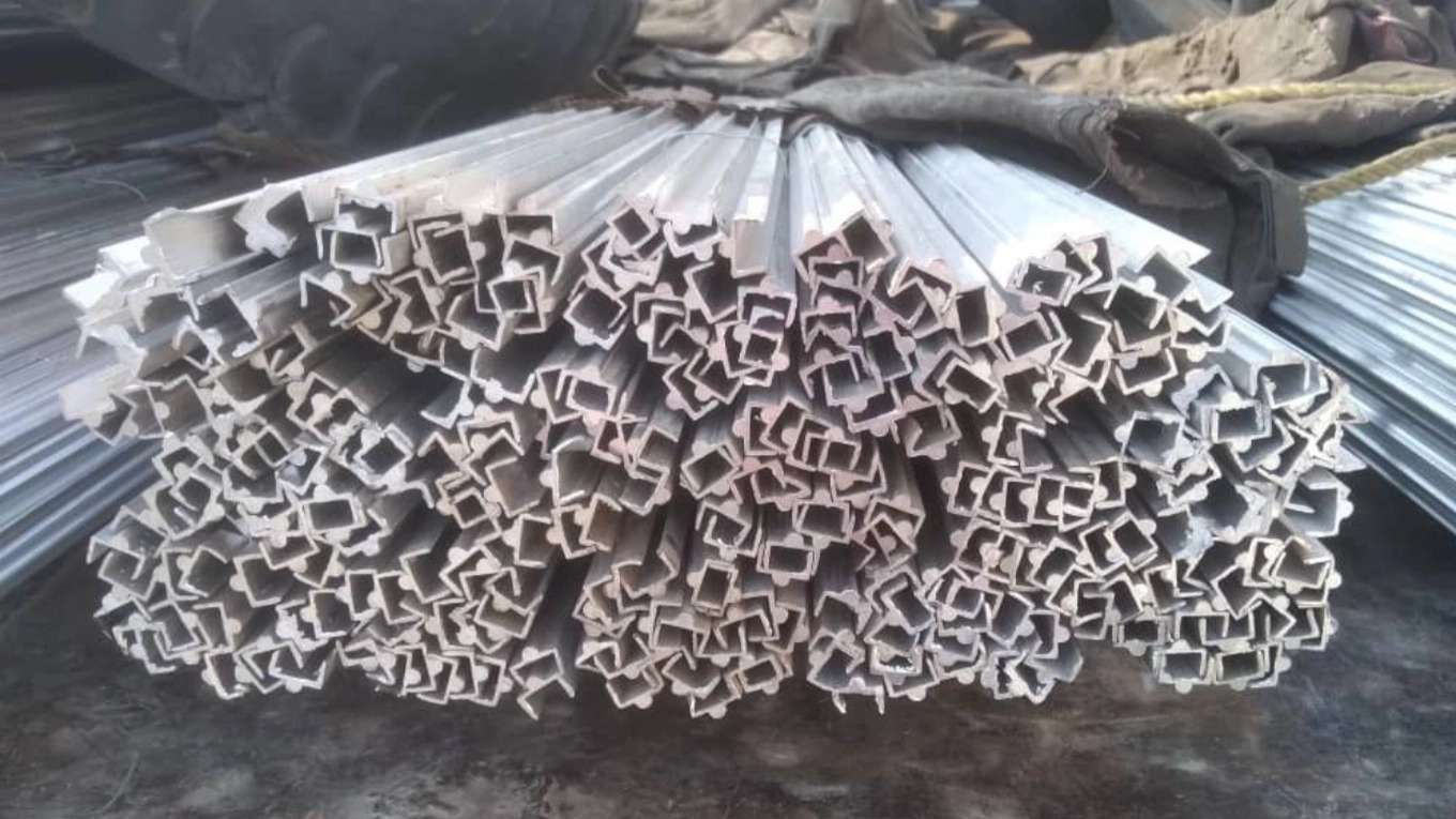Production of tough upvc aluminum rail