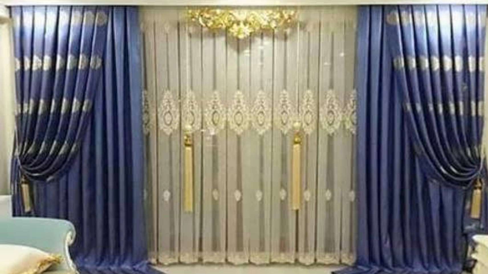 curtain Gallery