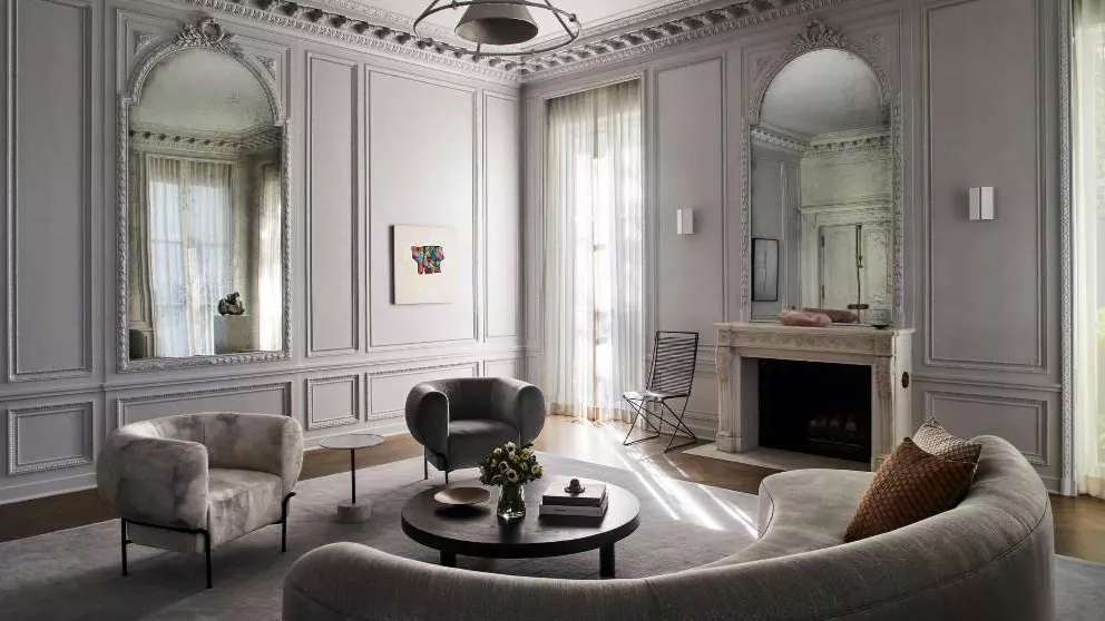 Interior decoration of Kish