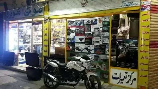 Specialized repairs of new TVs
