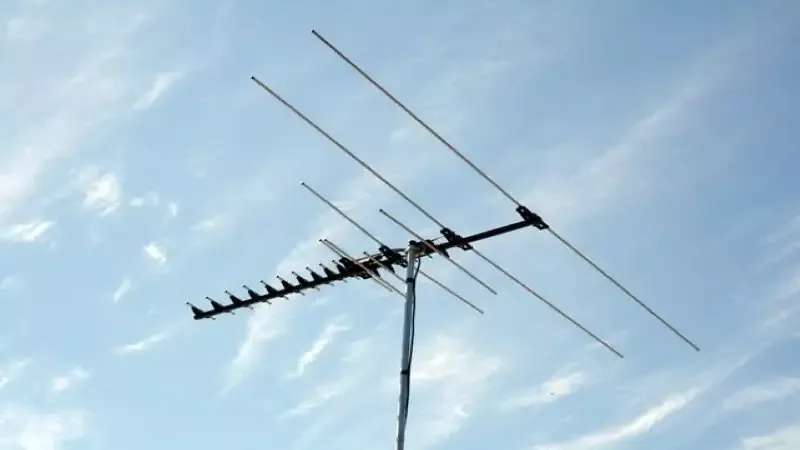 Feridoni antenna installation