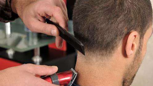 Maliki's golden comb hair salon