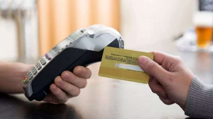 Hosseini's modern mobile card reader