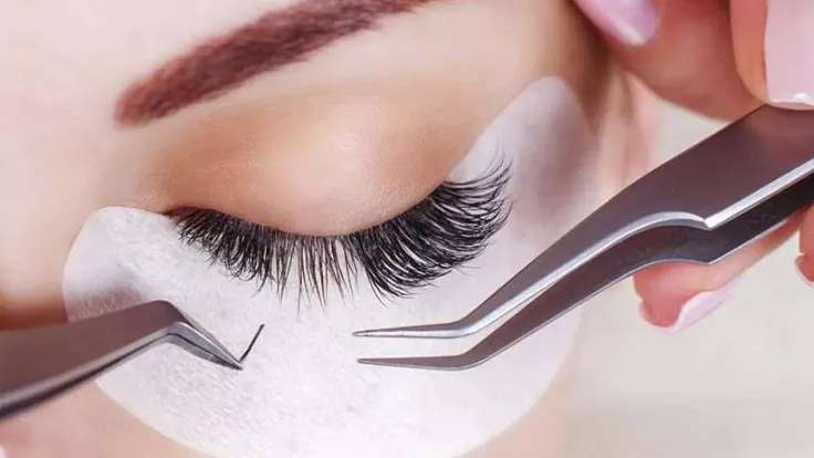 Azi eyelash implantation