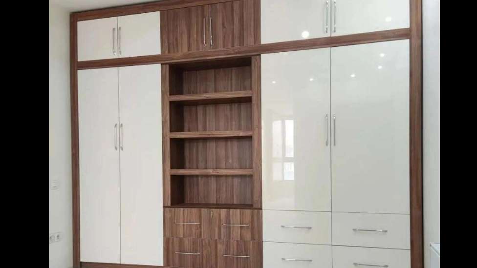 Gazebo wardrobe