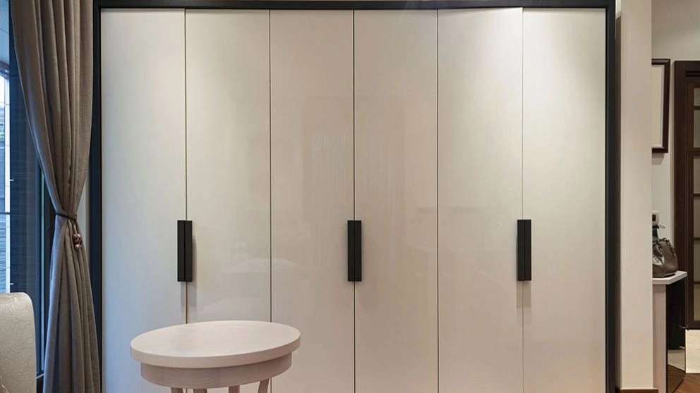 Golden wood interior decoration