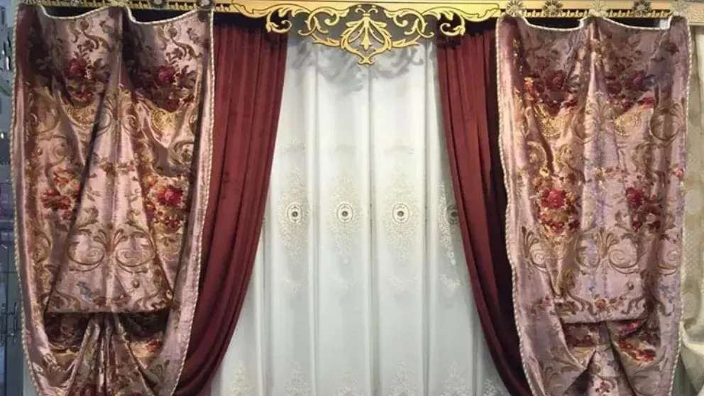 Pardah Mansour Gallery