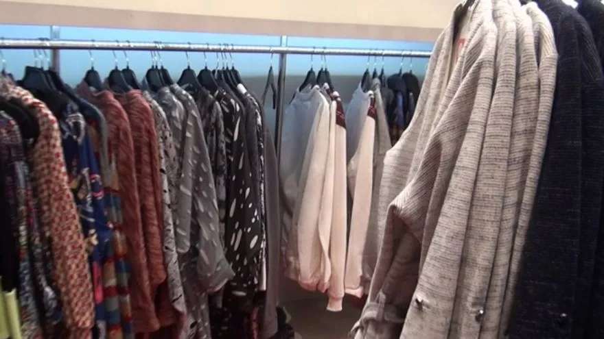 Deshke clothing production in Tehran