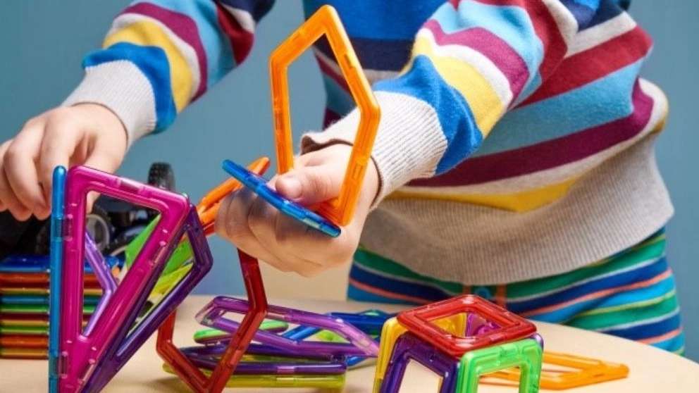 Rain toy world
