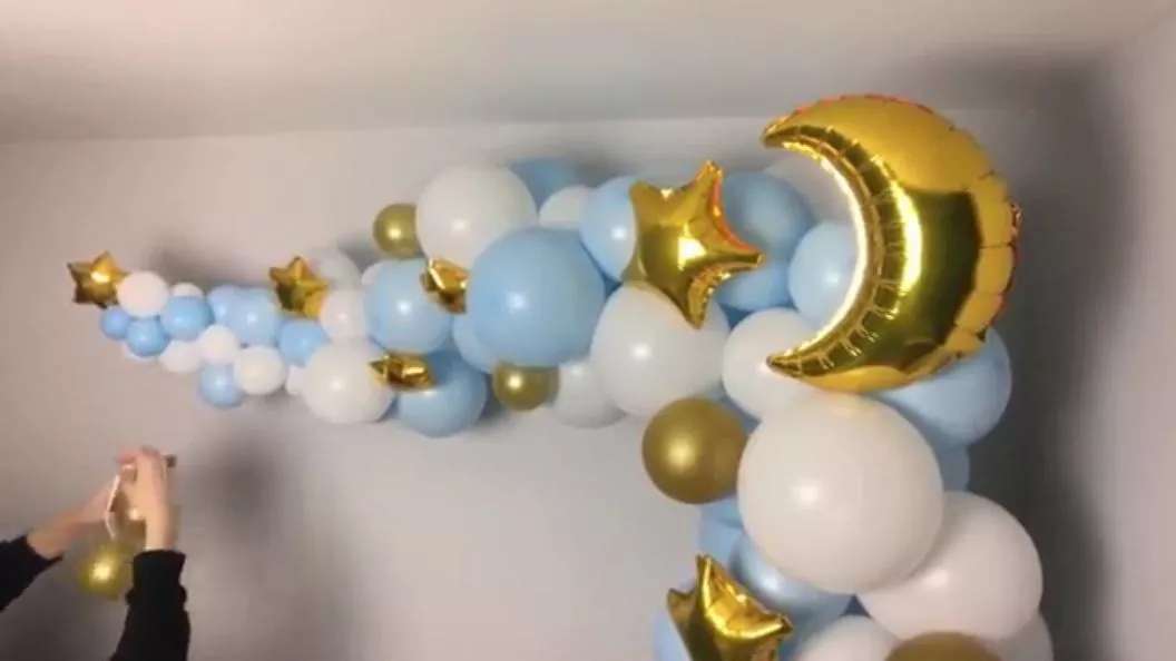 Della Design balloon arrangement in Rasht