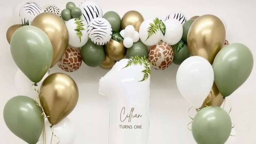 Della Design balloon arrangement in Rasht