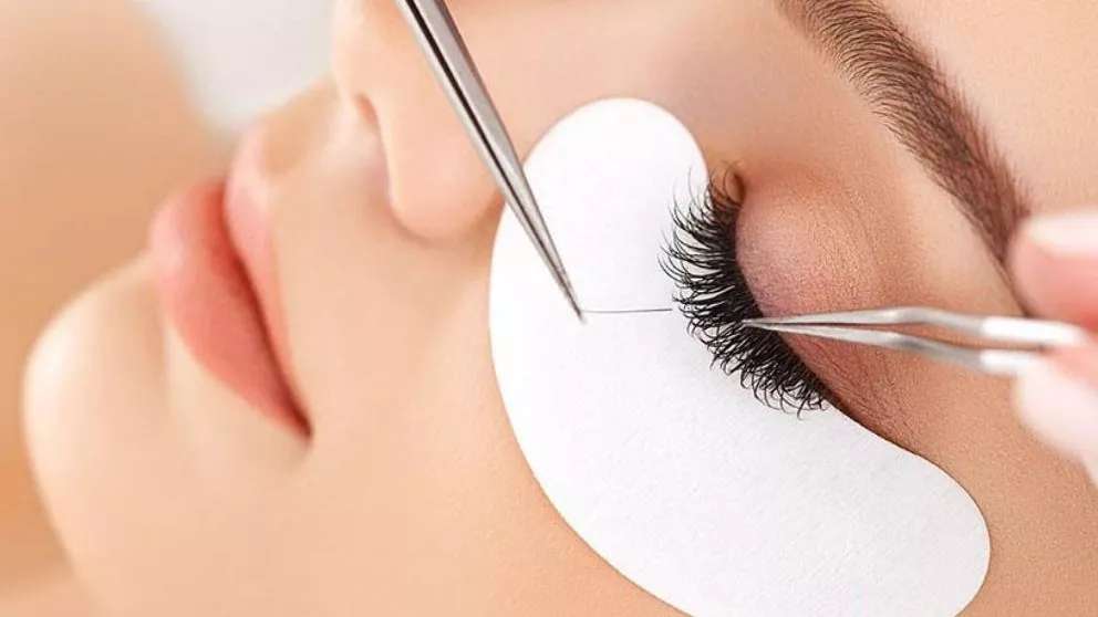 Eyelash shade beauty center
