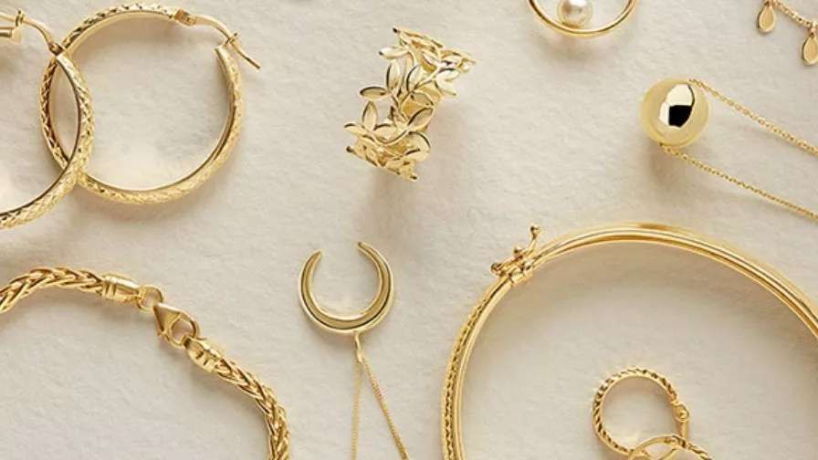 Gallery of watches and accessories