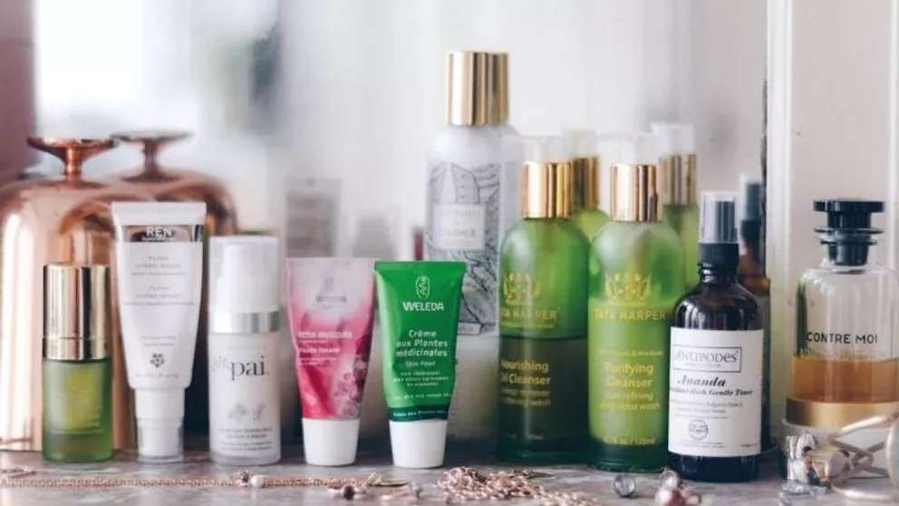 Breath cosmetics