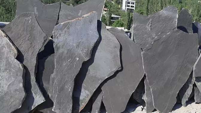 Sale of scrap stone in Tehran