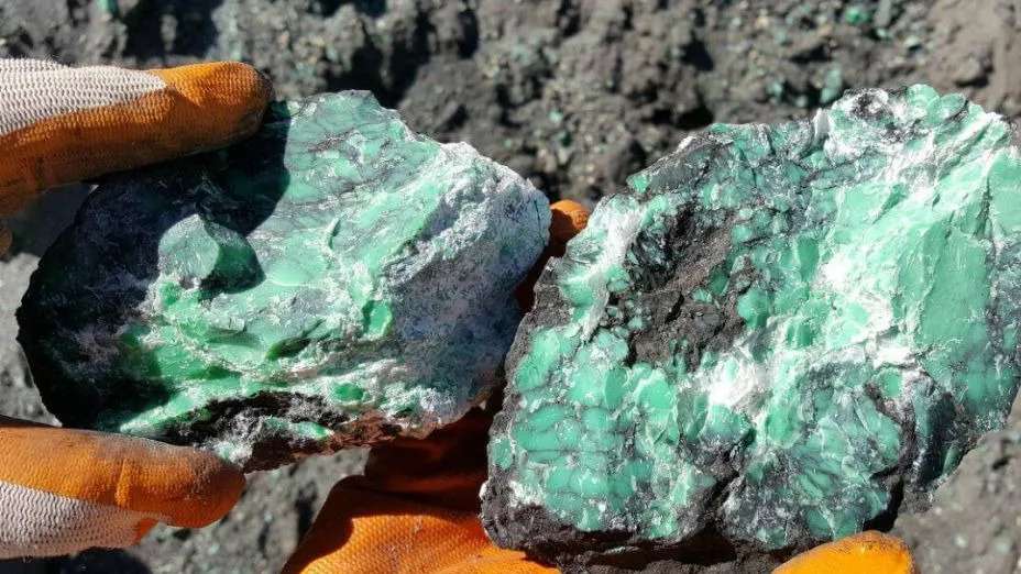 Hosseinpur stone mine