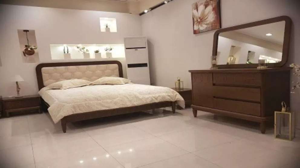 Azarakhsh bed service